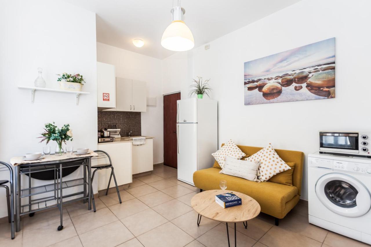 Sweet Home On The Beach Tel Aviv Exterior foto