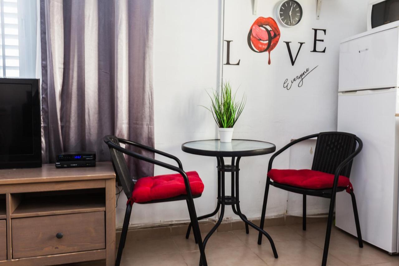 Sweet Home On The Beach Tel Aviv Exterior foto